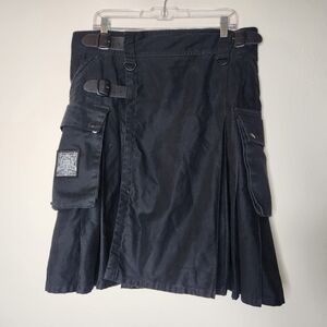 McMenamins Kennedy School Black Kilt Mens 36 Leather Straps Utility